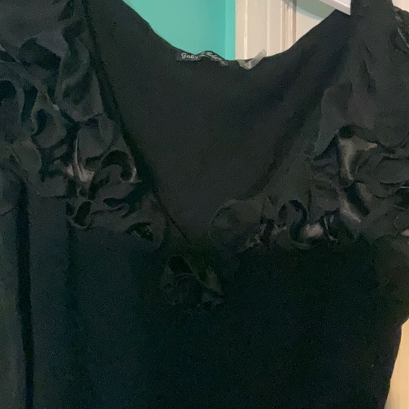 Sleeveless black lightweight sweater - Picture 2 of 3